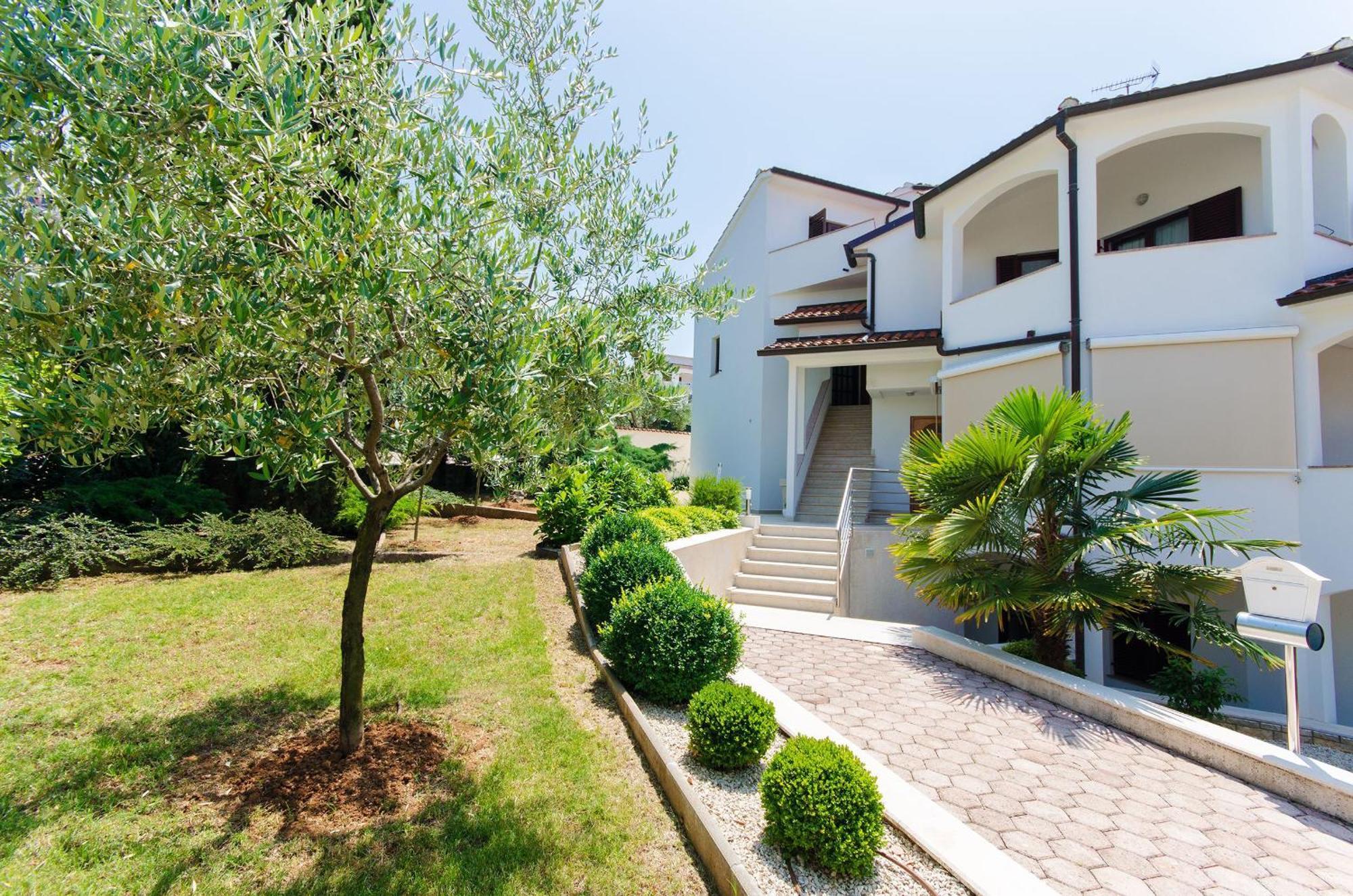 Apartments Gloria Vrsar Exterior foto